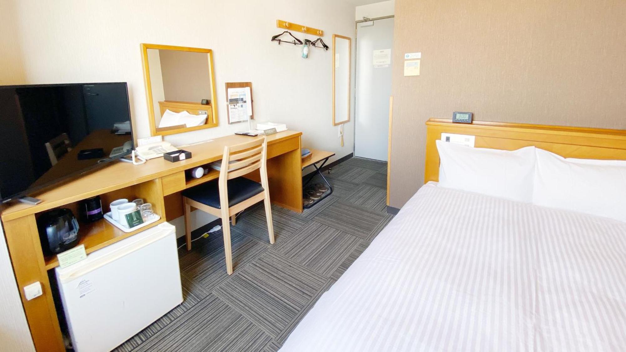 Hotel Route-Inn Yokkaichi Exterior photo